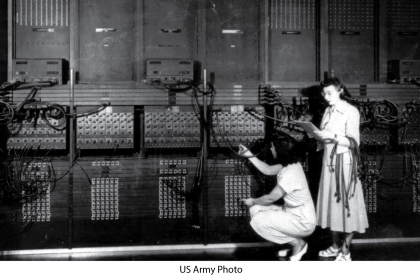two women operating ENIAC